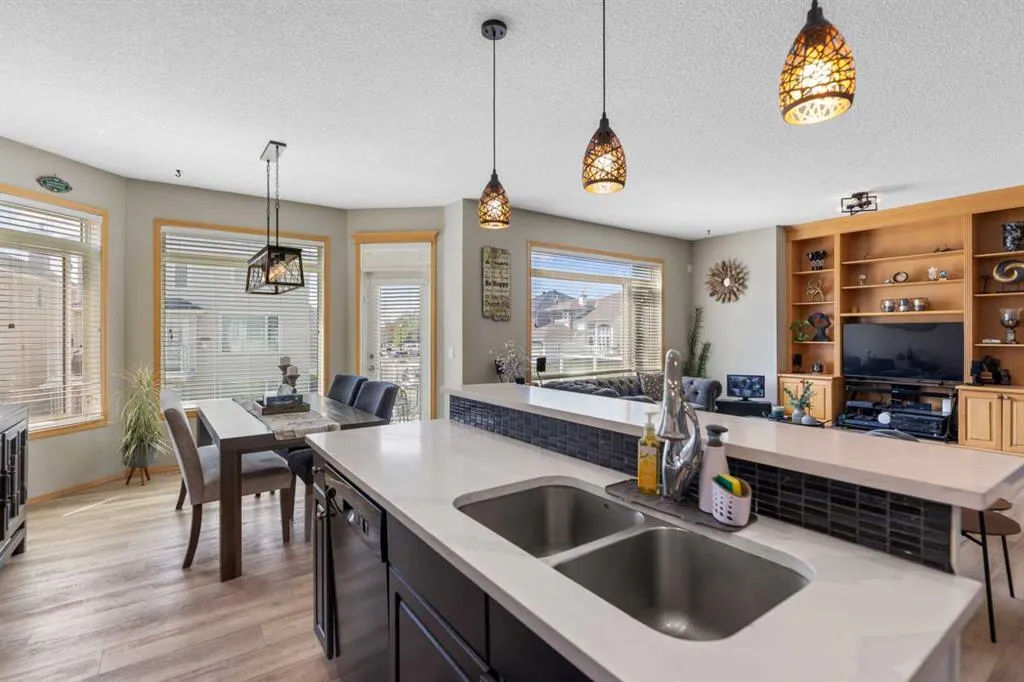 101 Coral Reef Manor NE