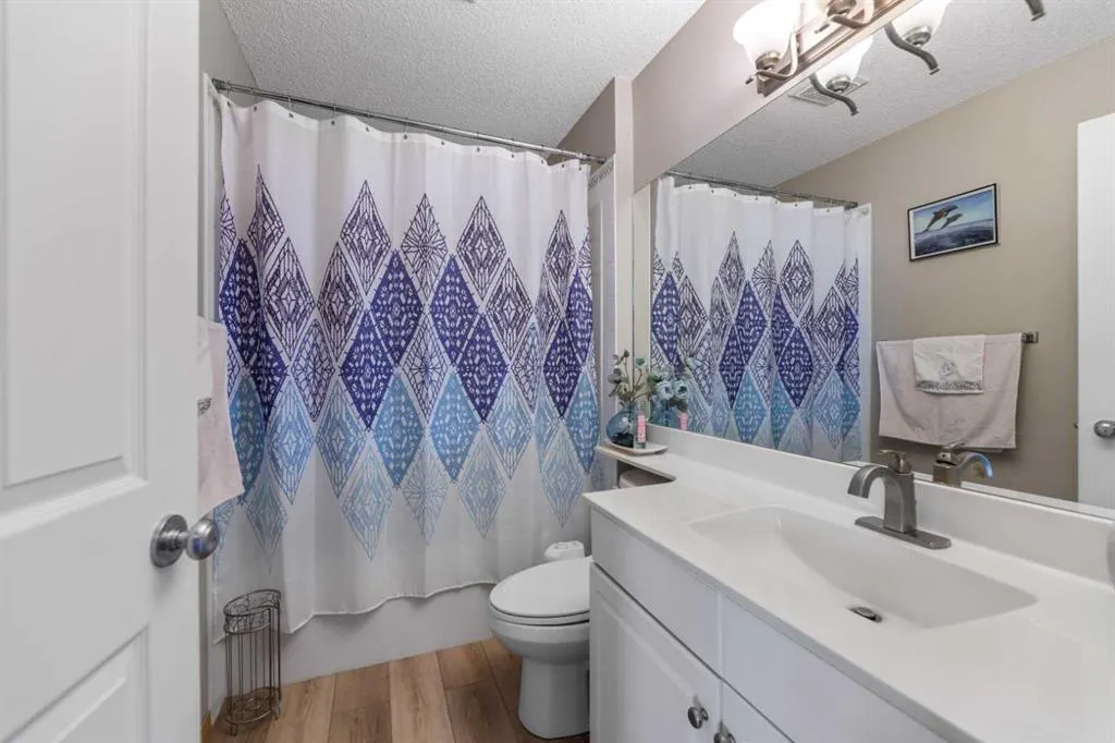 101 Coral Reef Manor NE