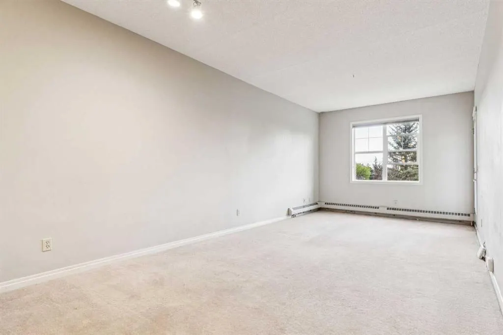 37 Prestwick Drive SE, #209