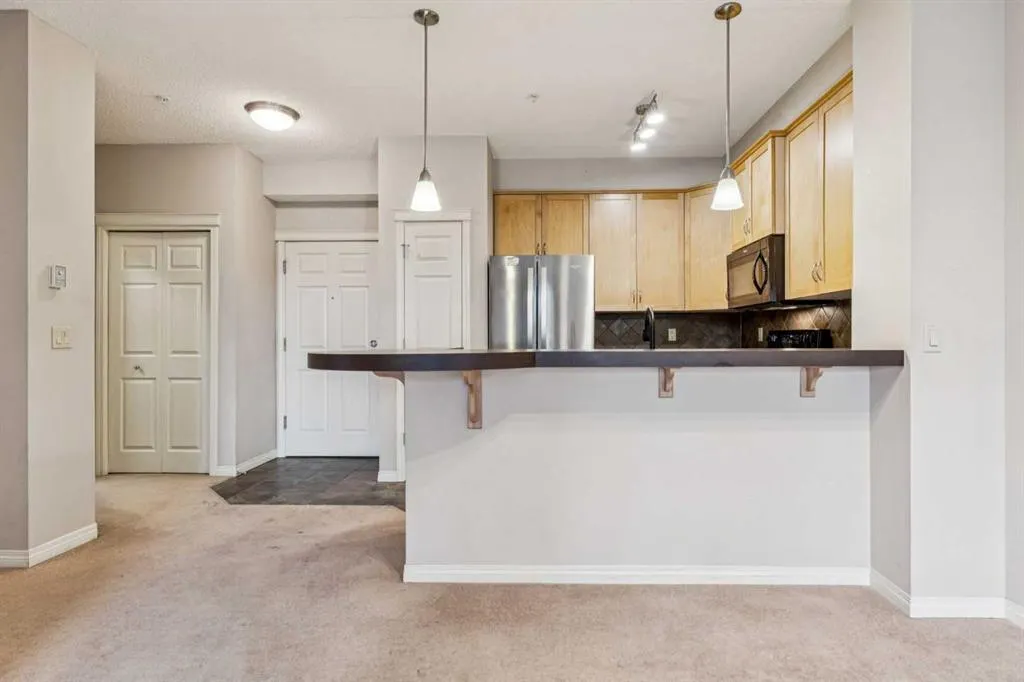 37 Prestwick Drive SE, #209
