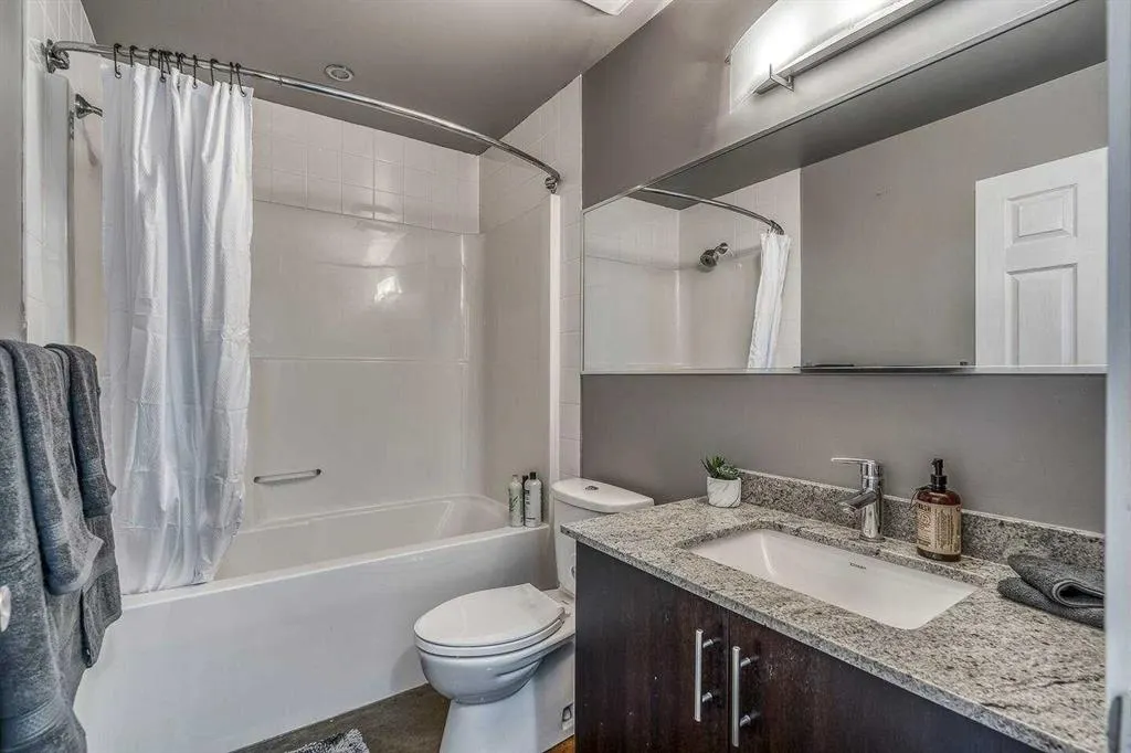 135 13 Avenue SW, #907