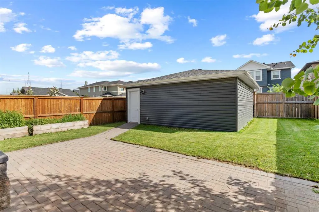898 Evanston Drive NW
