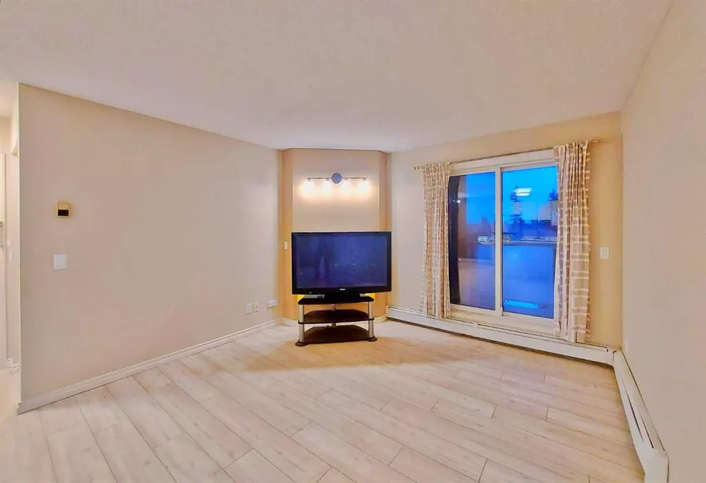 2722 EDENWOLD Heights NW, #22
