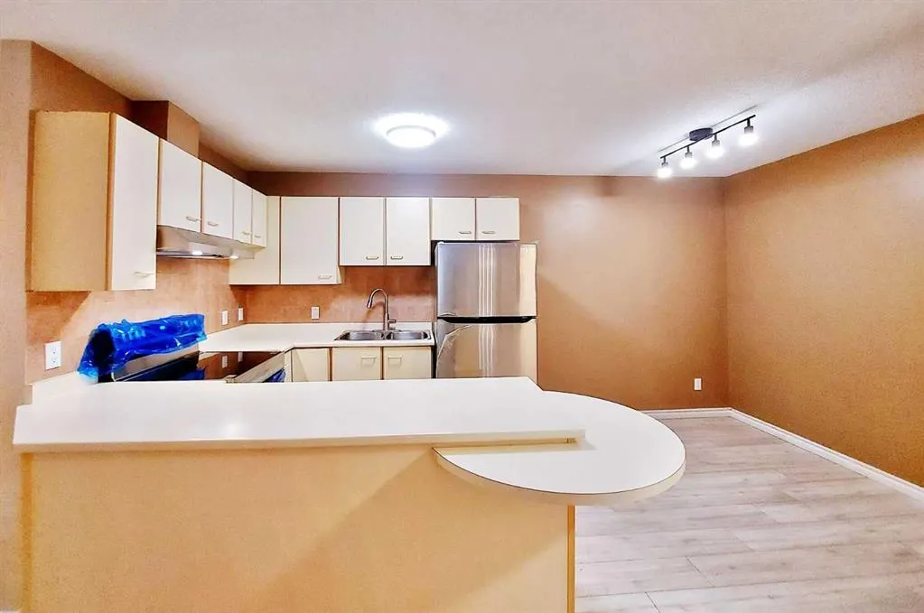 2722 EDENWOLD Heights NW, #22