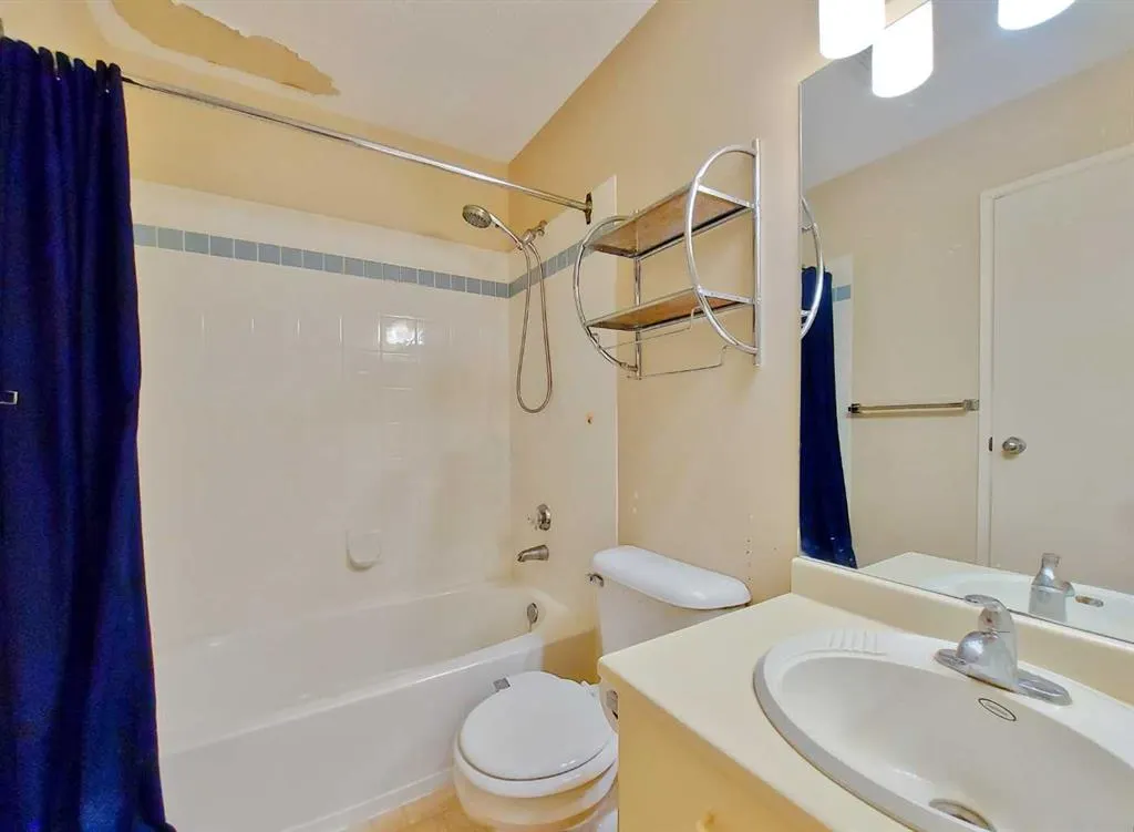 2722 EDENWOLD Heights NW, #22