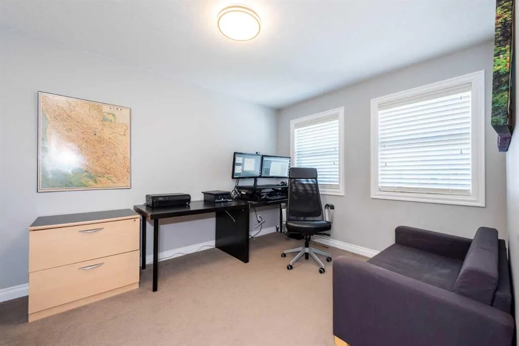 67 Auburn Sound Manor SE