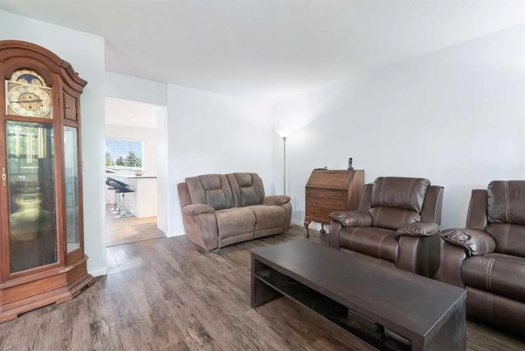 44 Country Ridge Close