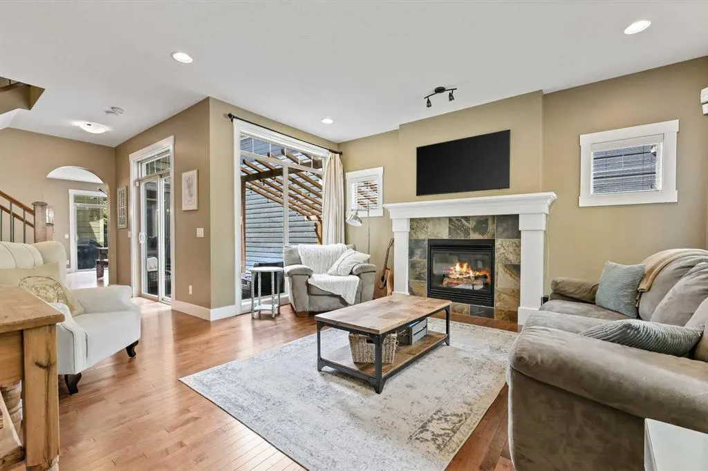 140 Mike Ralph Way SW