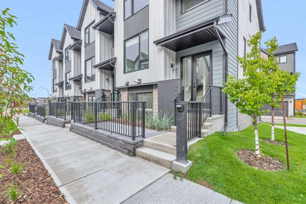 85 Sage Hill Heights NW, #404