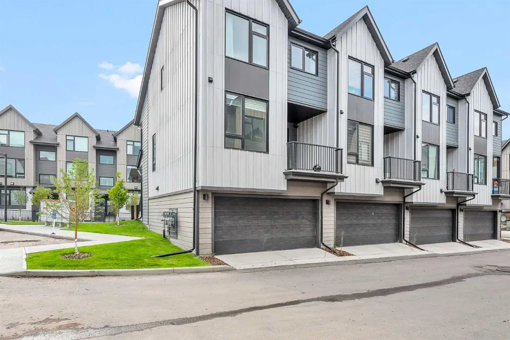 85 Sage Hill Heights NW, #404