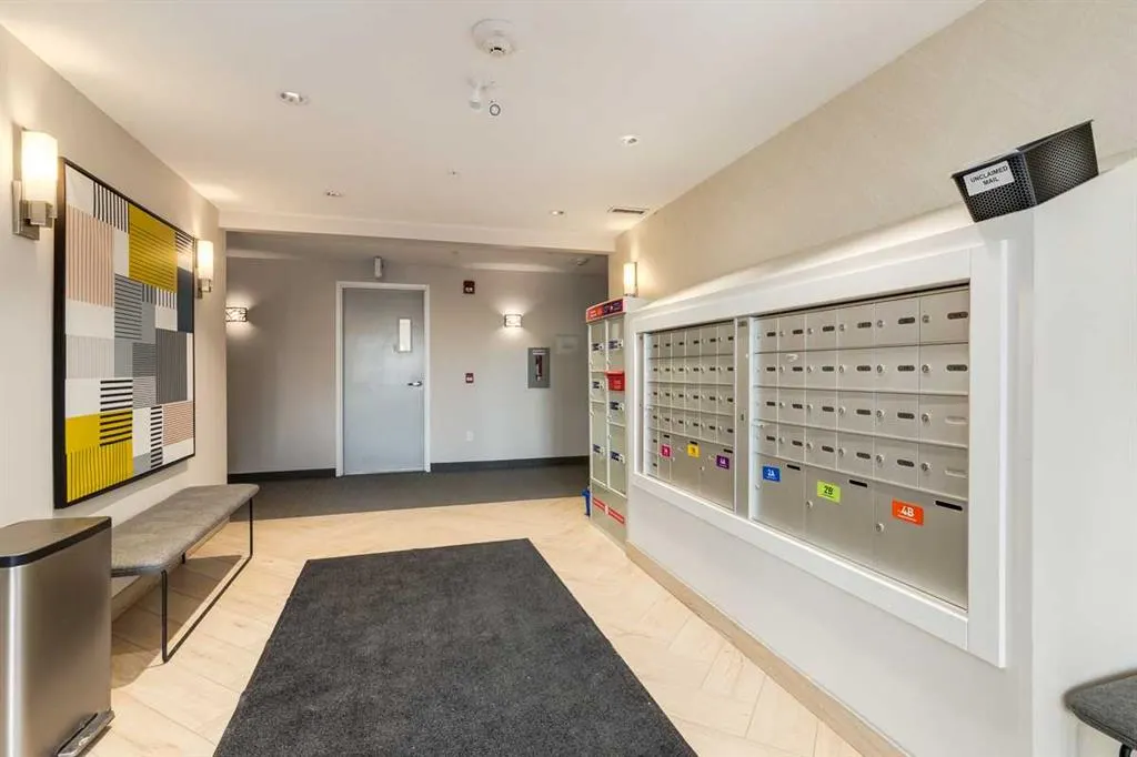 300 Auburn Meadows Manor SE, #309