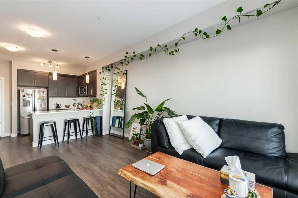 300 Auburn Meadows Manor SE, #309