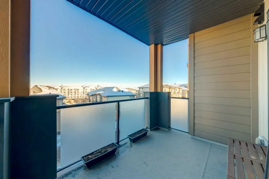 300 Auburn Meadows Manor SE, #309