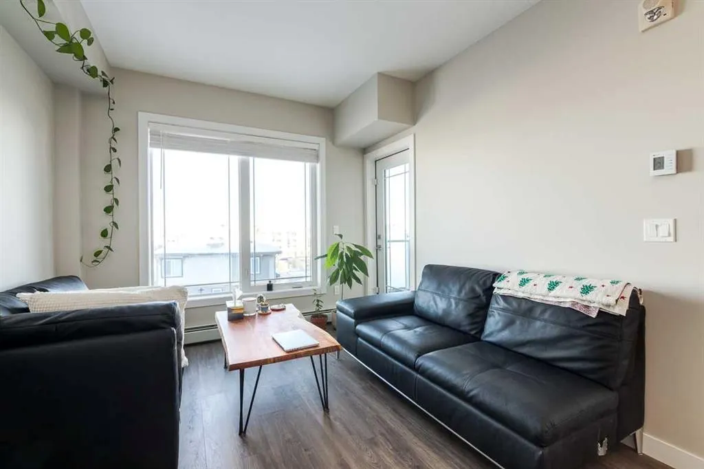 300 Auburn Meadows Manor SE, #309