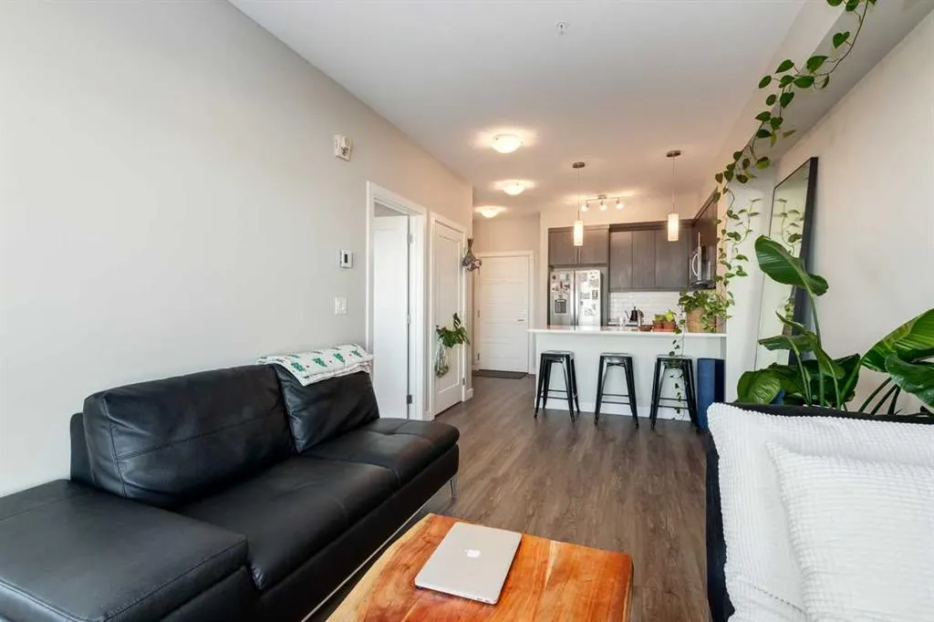 300 Auburn Meadows Manor SE, #309