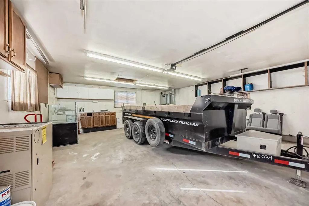 256 Penbrooke Close SE