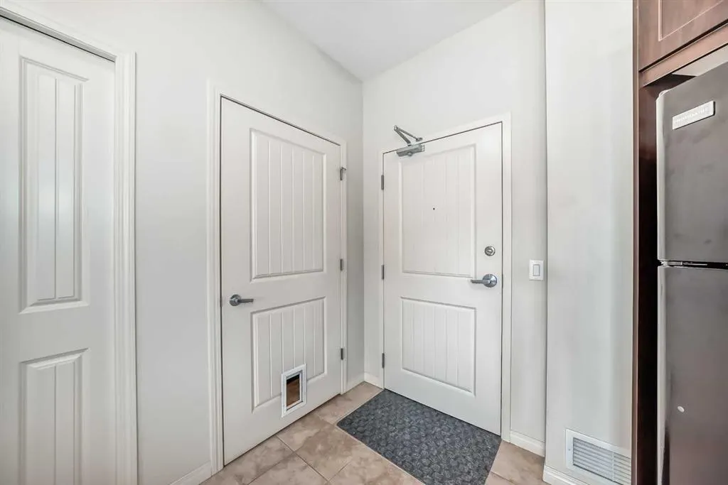 1540 Sherwood Boulevard NW, #1108