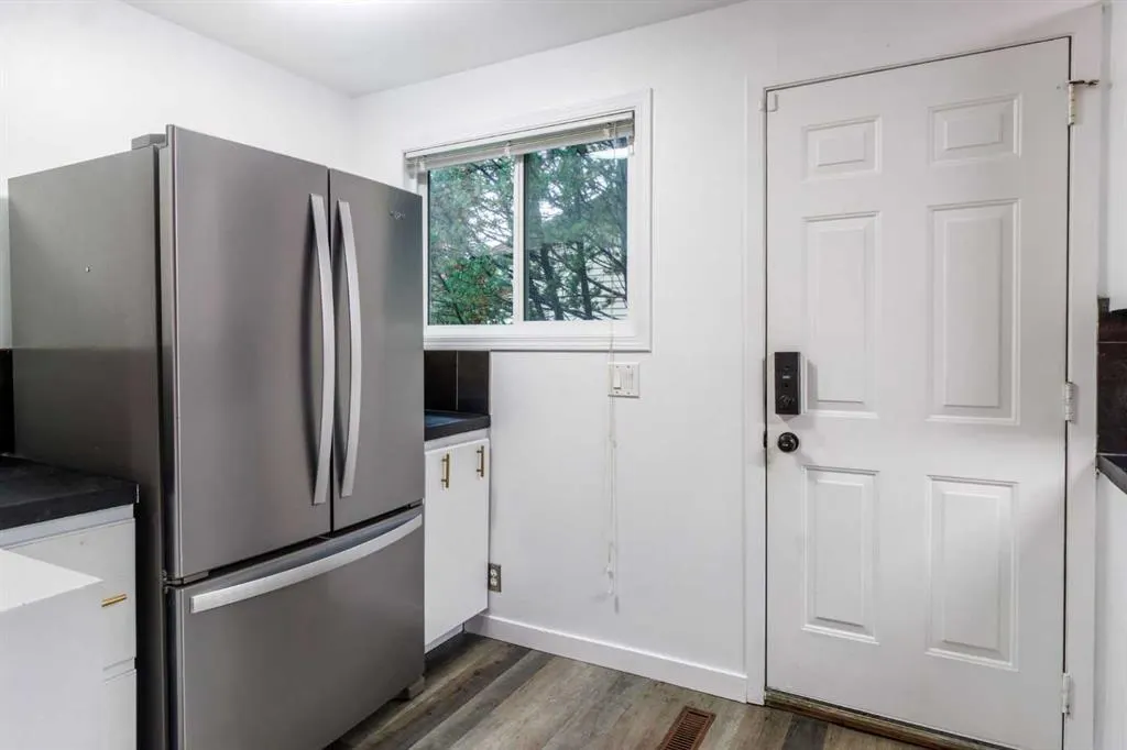92 Erin Woods Drive SE