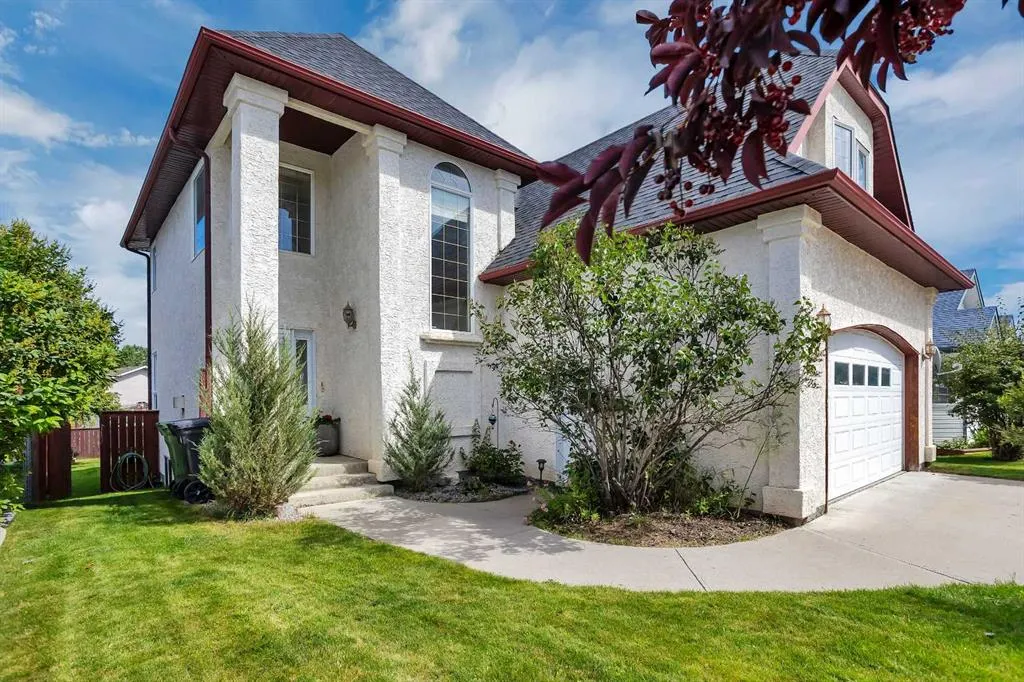 5838 65 Avenue
