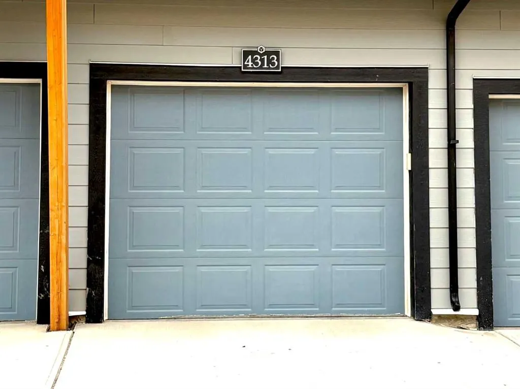 4313 Seton Drive SE