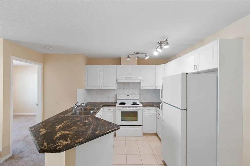 1021 Ross Street, #304