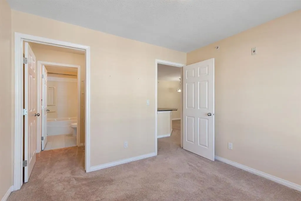1021 Ross Street, #304