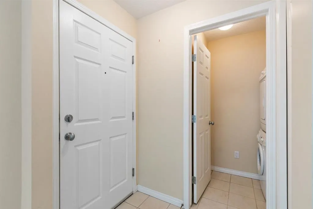 1021 Ross Street, #304