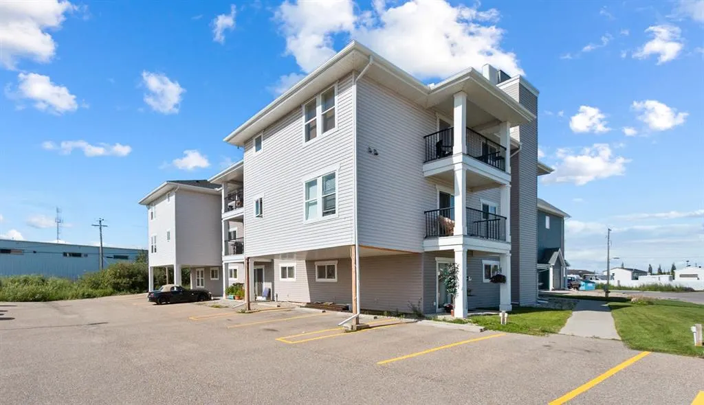 1021 Ross Street, #304