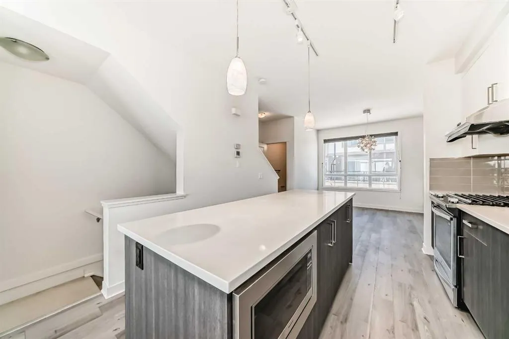 31 Sherwood Lane NW