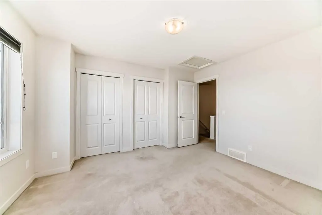 31 Sherwood Lane NW