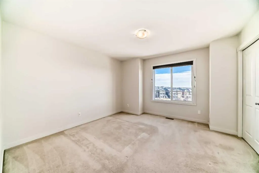 31 Sherwood Lane NW