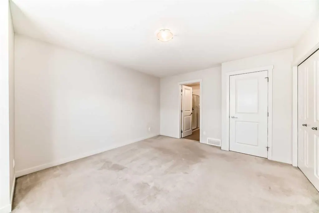 31 Sherwood Lane NW