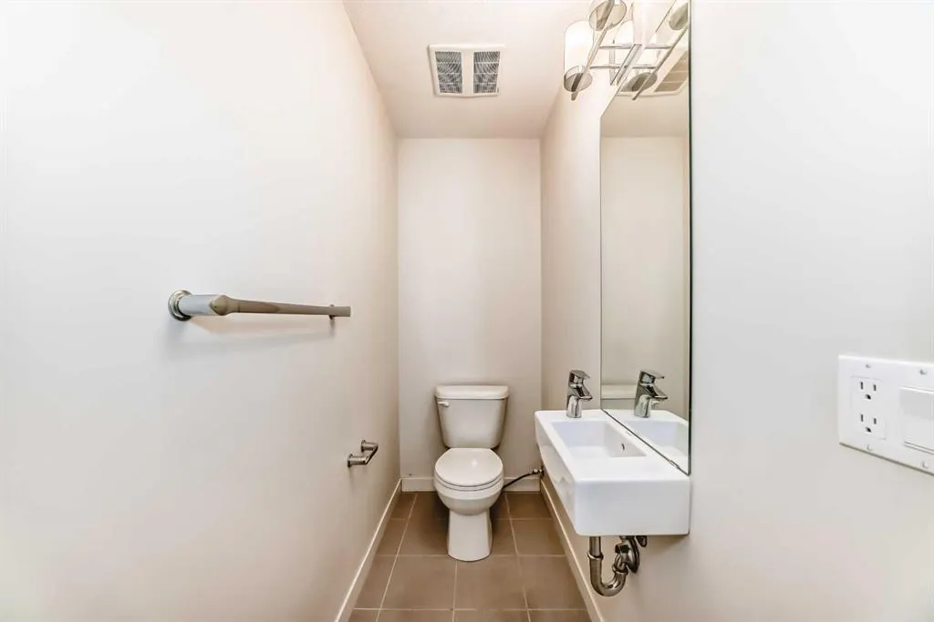 31 Sherwood Lane NW