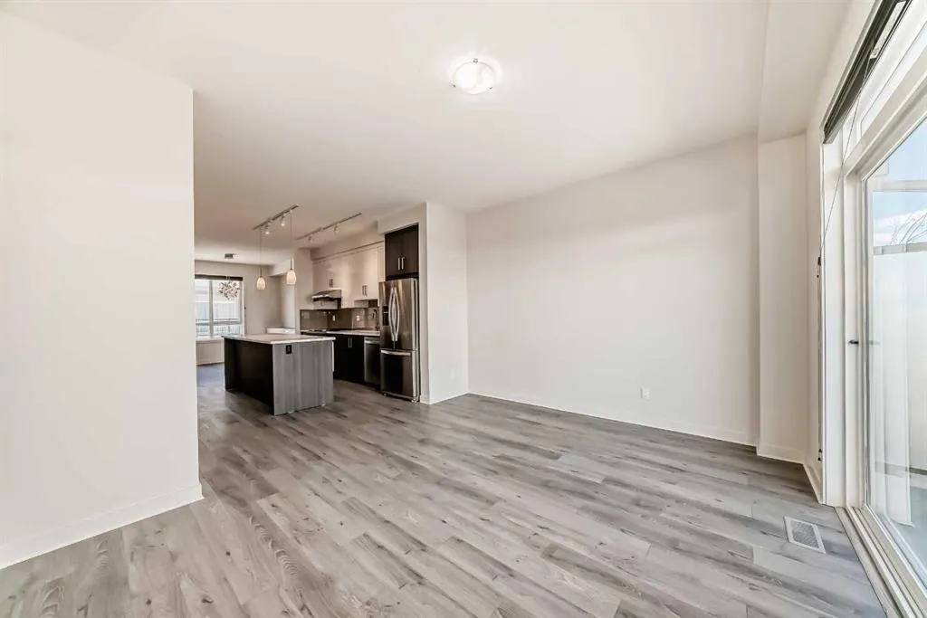 31 Sherwood Lane NW