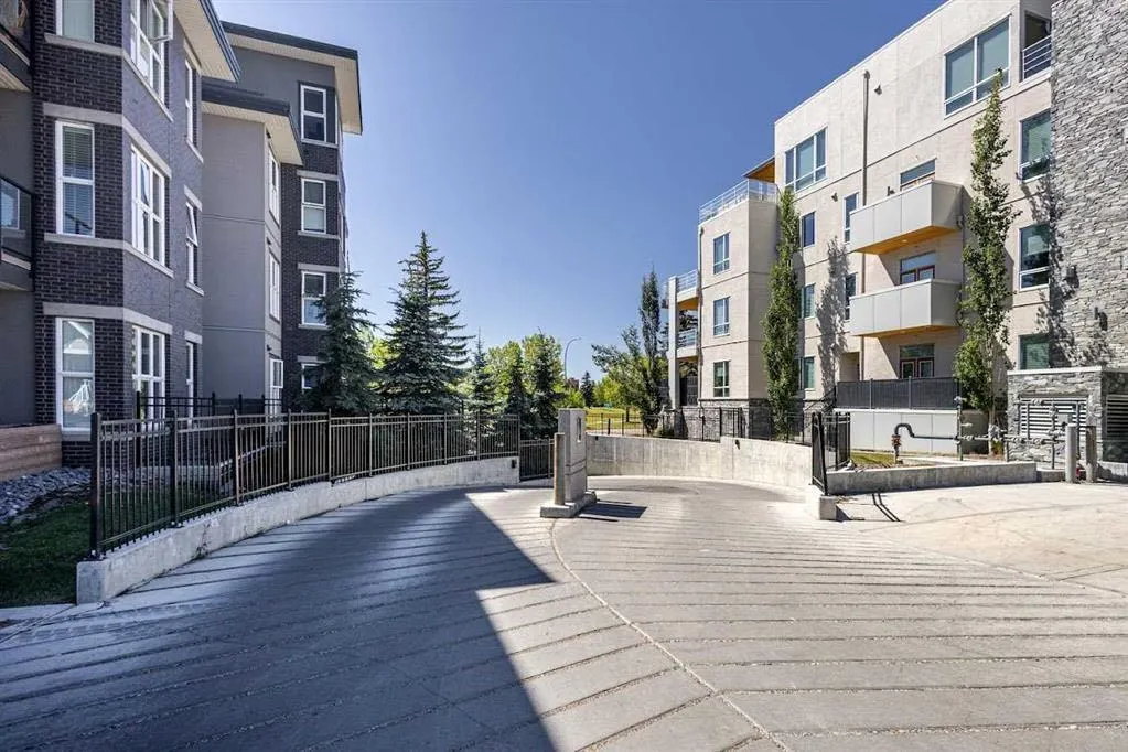 95 Burma Star Road SW, #1402