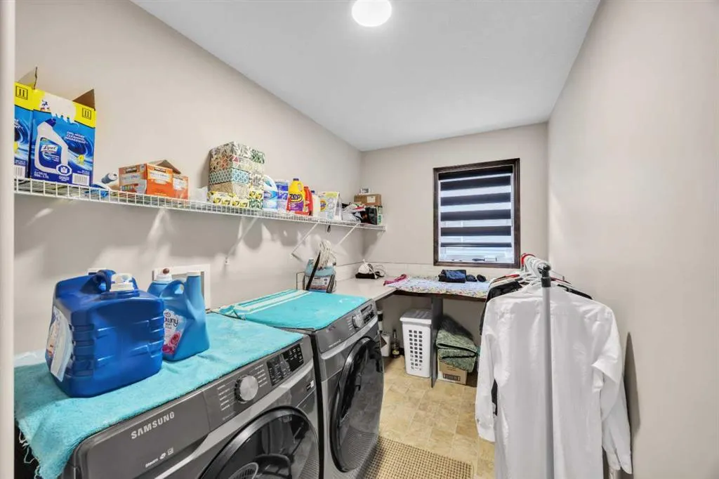 233 Aspenmere Circle