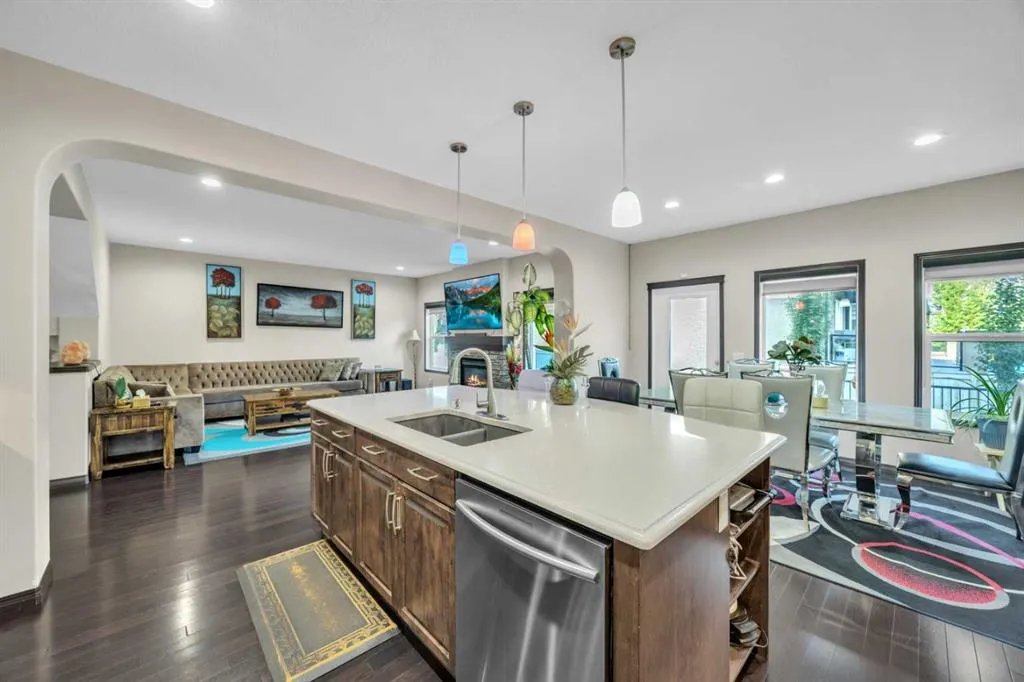 233 Aspenmere Circle