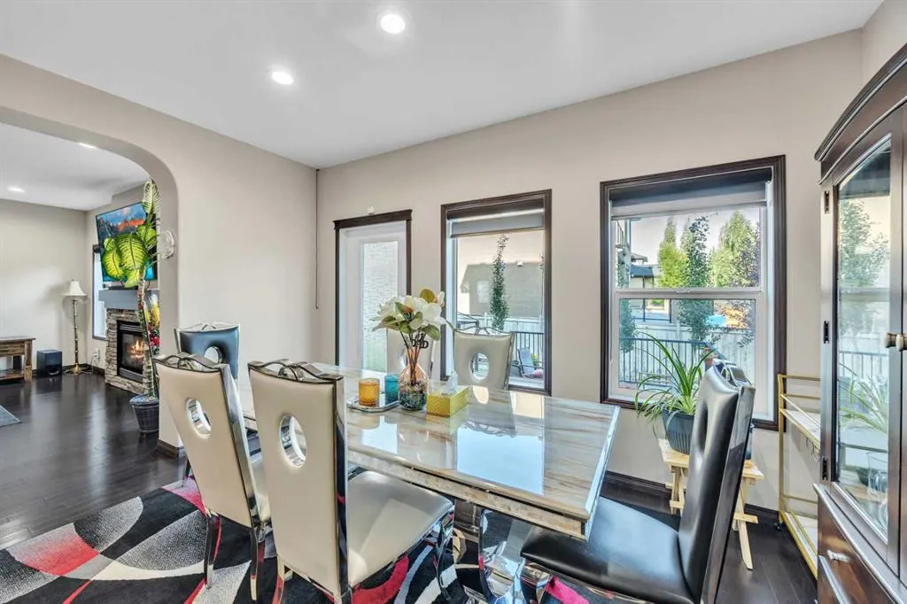233 Aspenmere Circle