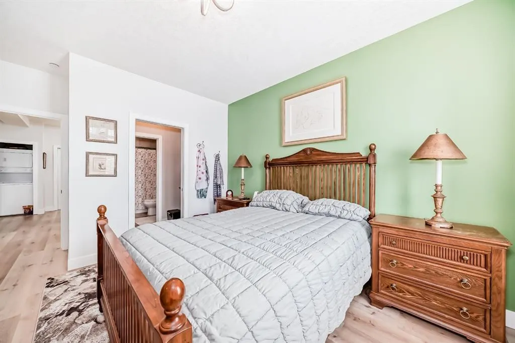 1005B Westmount Drive, #111