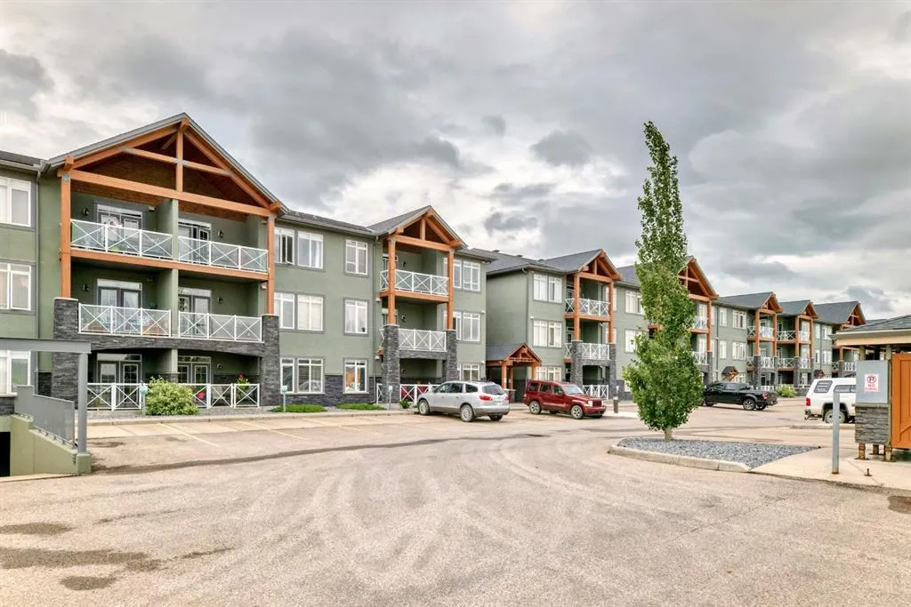 1005B Westmount Drive, #111