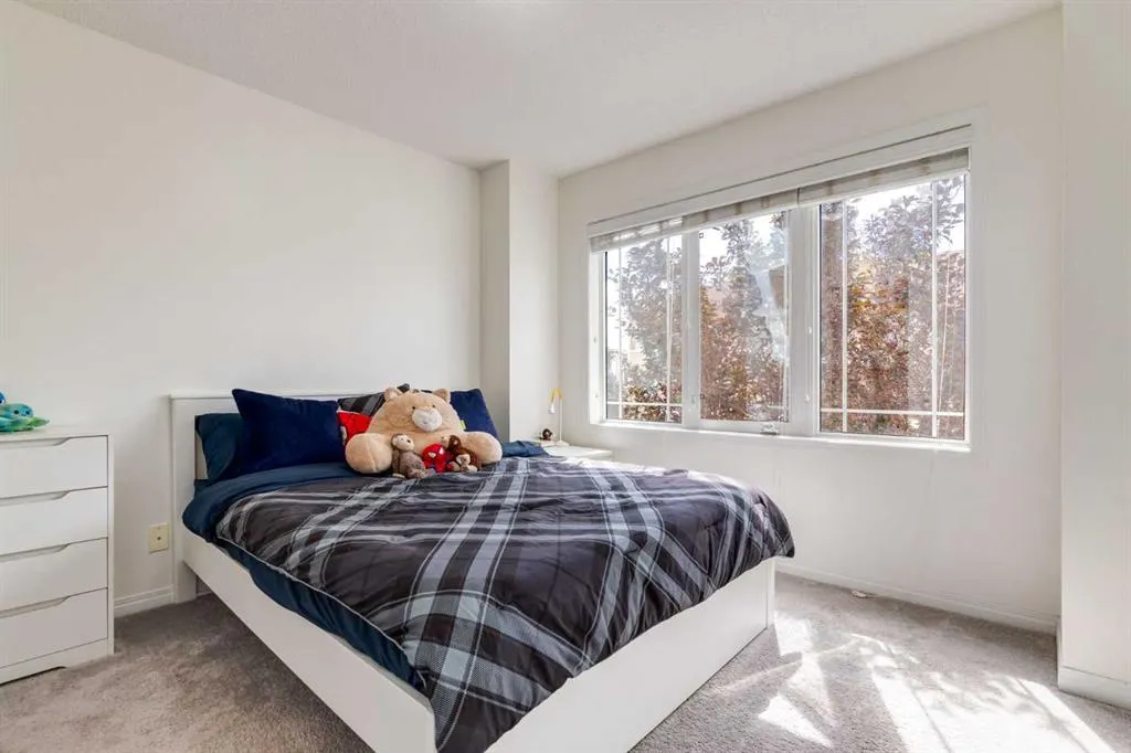 14 Windford Crescent SW