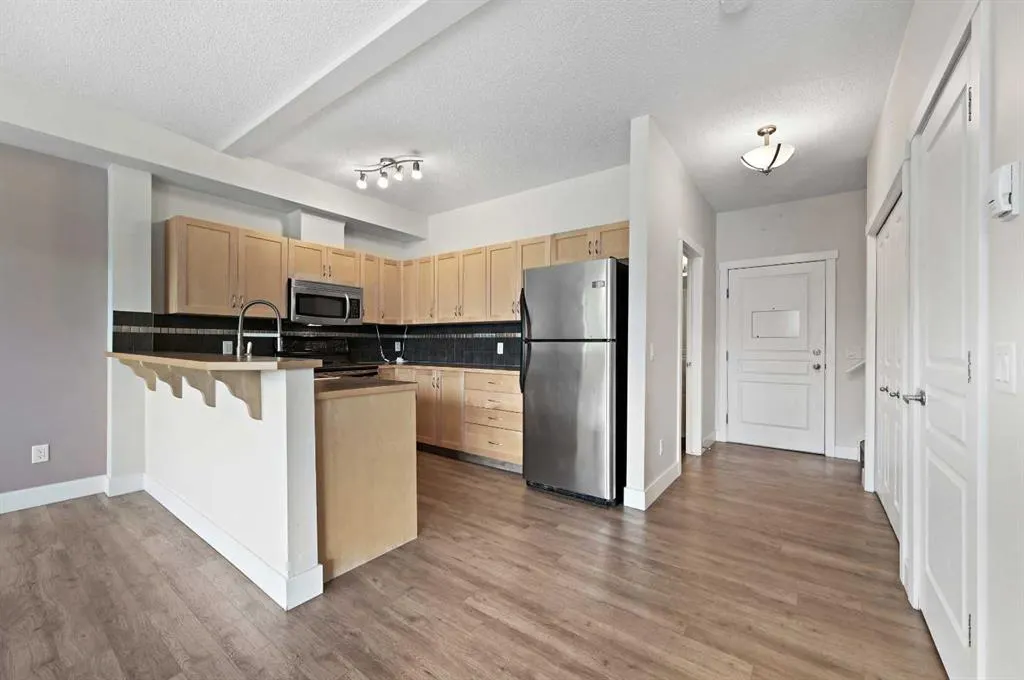 211 Aspen Stone Boulevard SW, #1212