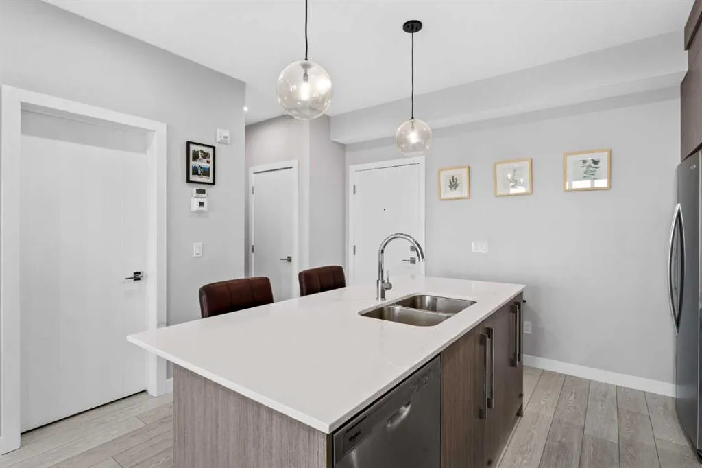 60 Skyview Ranch Road NE, #3221
