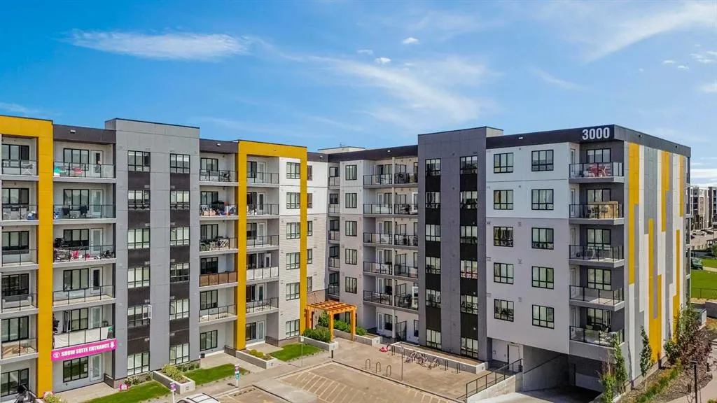 60 Skyview Ranch Road NE, #3221