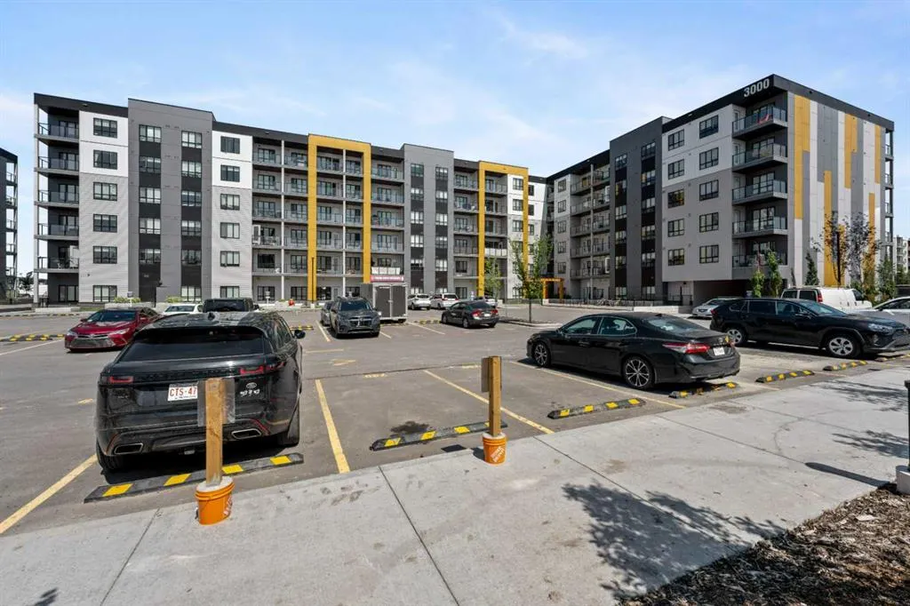 60 Skyview Ranch Road NE, #3221