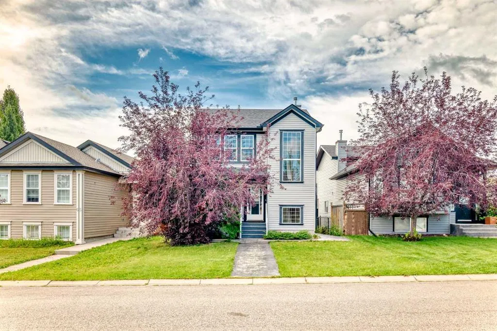 69 Everglen Way SW