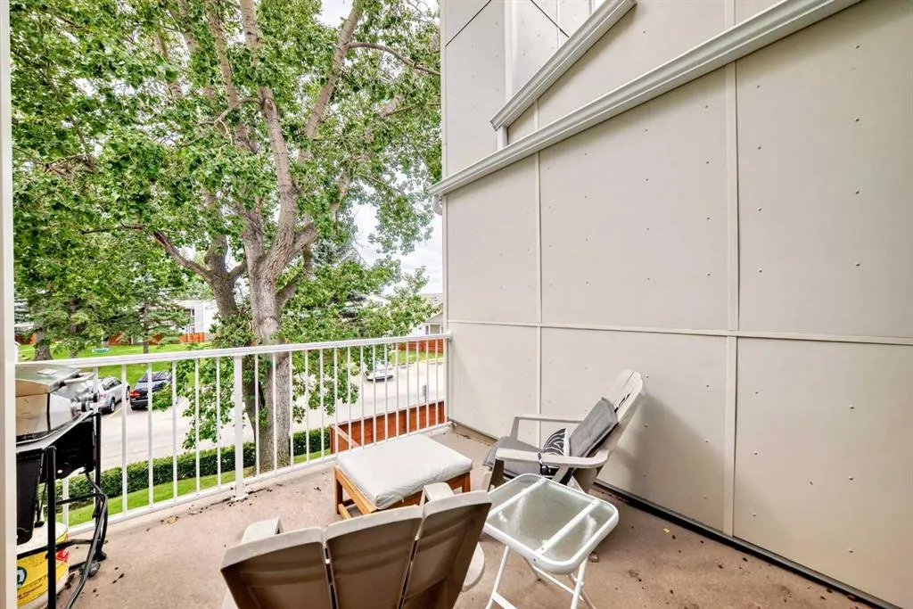 13104 Elbow Drive SW, #704