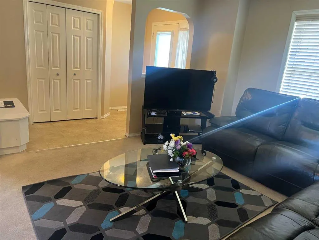 79 Saddlebrook Common NE