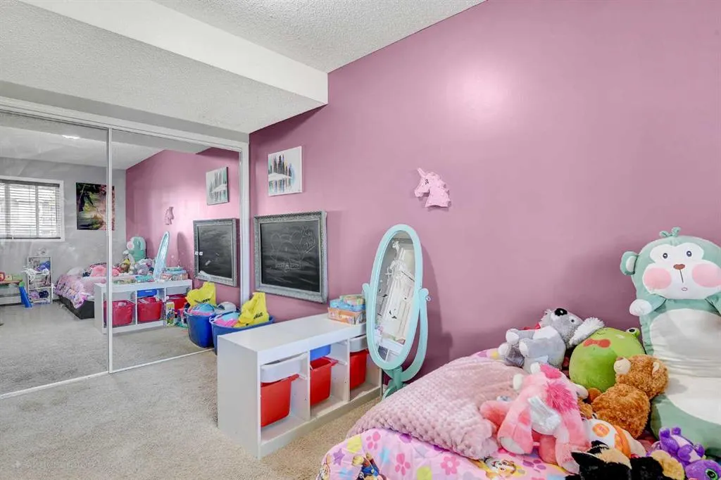 7201 Poplar Drive, #1111