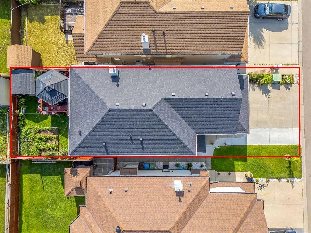 138 Saddlecrest Park NE